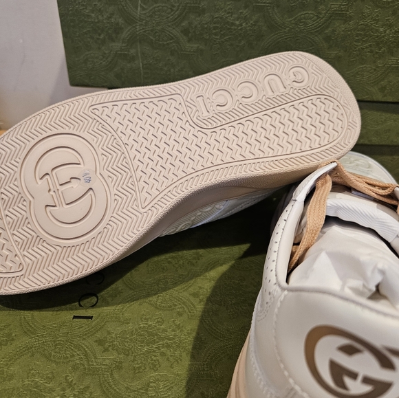 GUCCI GG Embossed Low-top Sneakers EU 40.5 - Picture 6 of 7